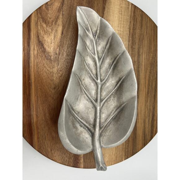 VTG Bruce Fox Pewter Leaf Shaped Catchall Dish Signed Handmade Metal Decor Tray - Picture 1 of 9
